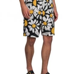Marni Daisy Print Shorts For Men 11 Marni Daisy Print Shorts For Men -Cheap Fit N Trends Store unnamed file 549